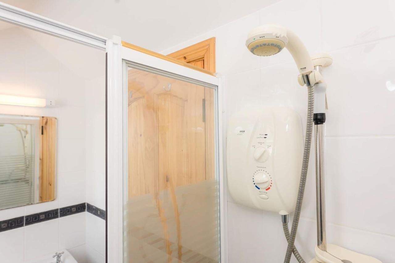 Kilkee Townhouse By Trident Holiday Homes מראה חיצוני תמונה